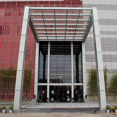 Eastone Hotel Фошан Екстериор снимка